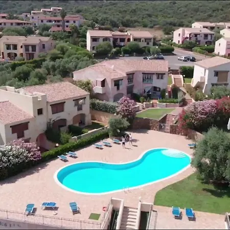 Residence L'Uliveto Budoni Exterior photo